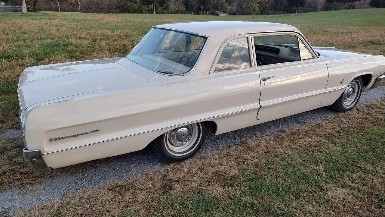 1964 Chevrolet Biscayne - Image 17 of 31