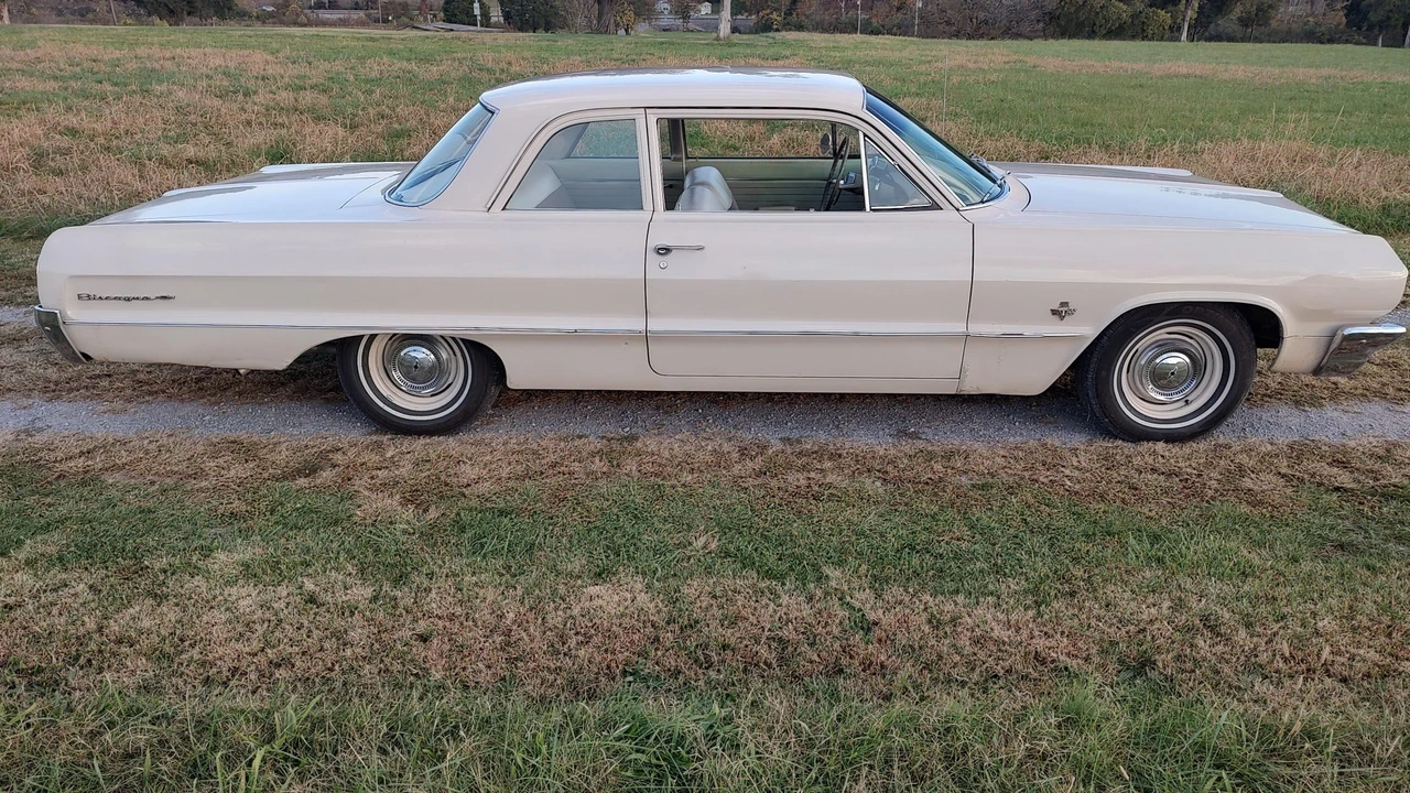 1964 Chevrolet Biscayne - Image 14 of 31