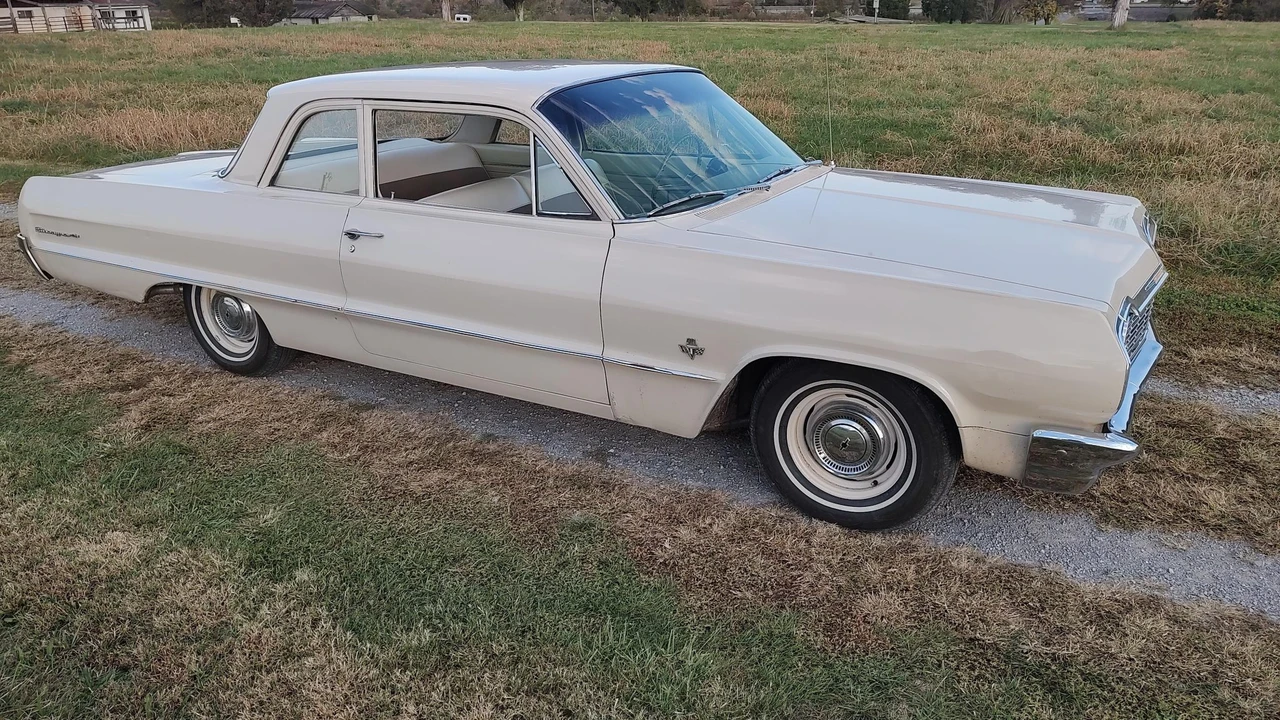 1964 Chevrolet Biscayne - Image 12 of 31