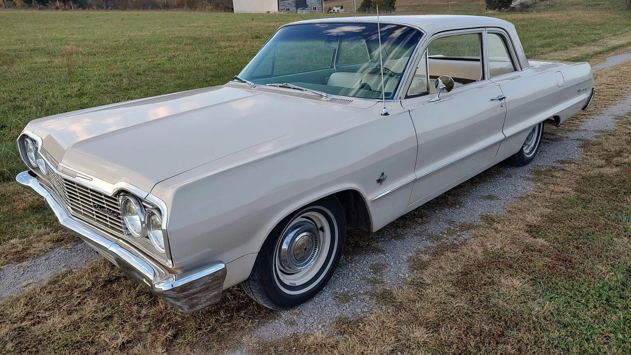 1964 Chevrolet Biscayne - Image 4 of 31