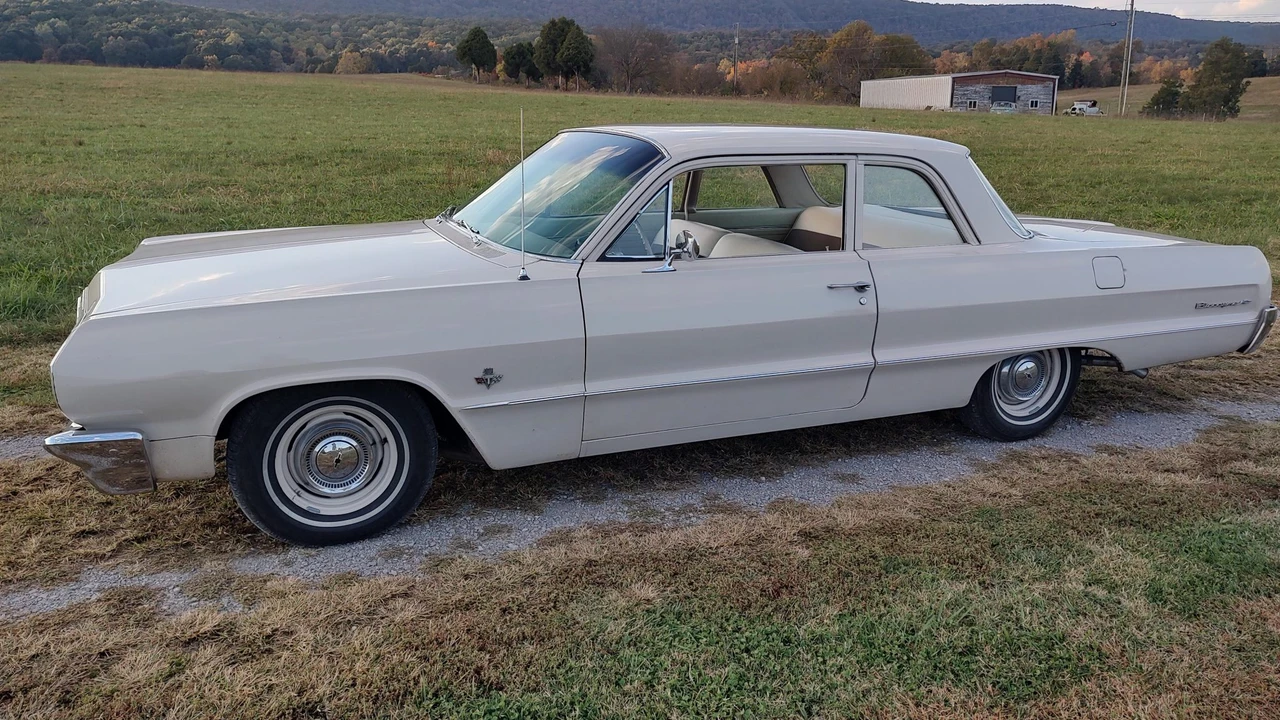 1964 Chevrolet Biscayne - Image 29 of 31