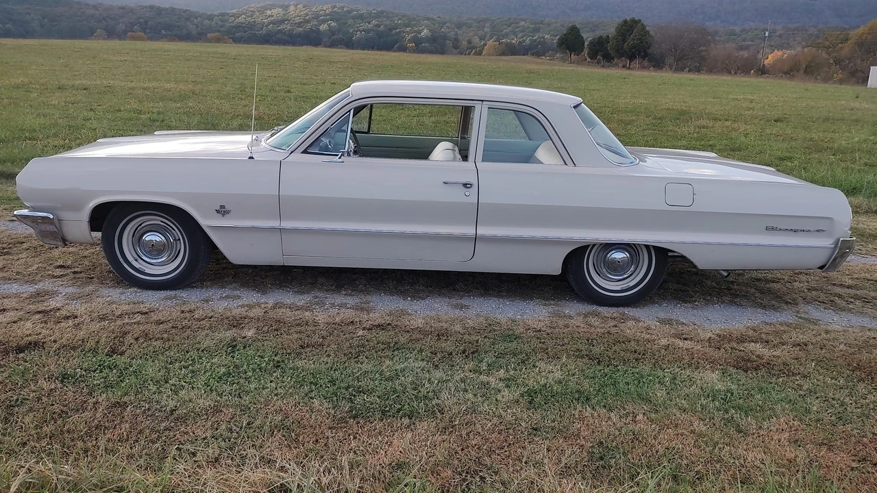 1964 Chevrolet Biscayne - Image 26 of 31