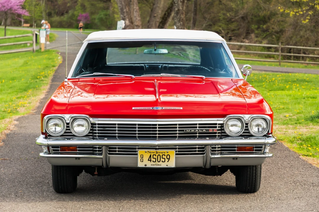 1965 Chevrolet Impala 4th Gen - Image 2 of 31