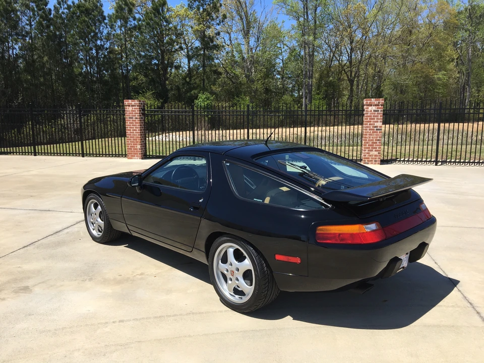 1994 Porsche 928 GTS - Image 9 of 31