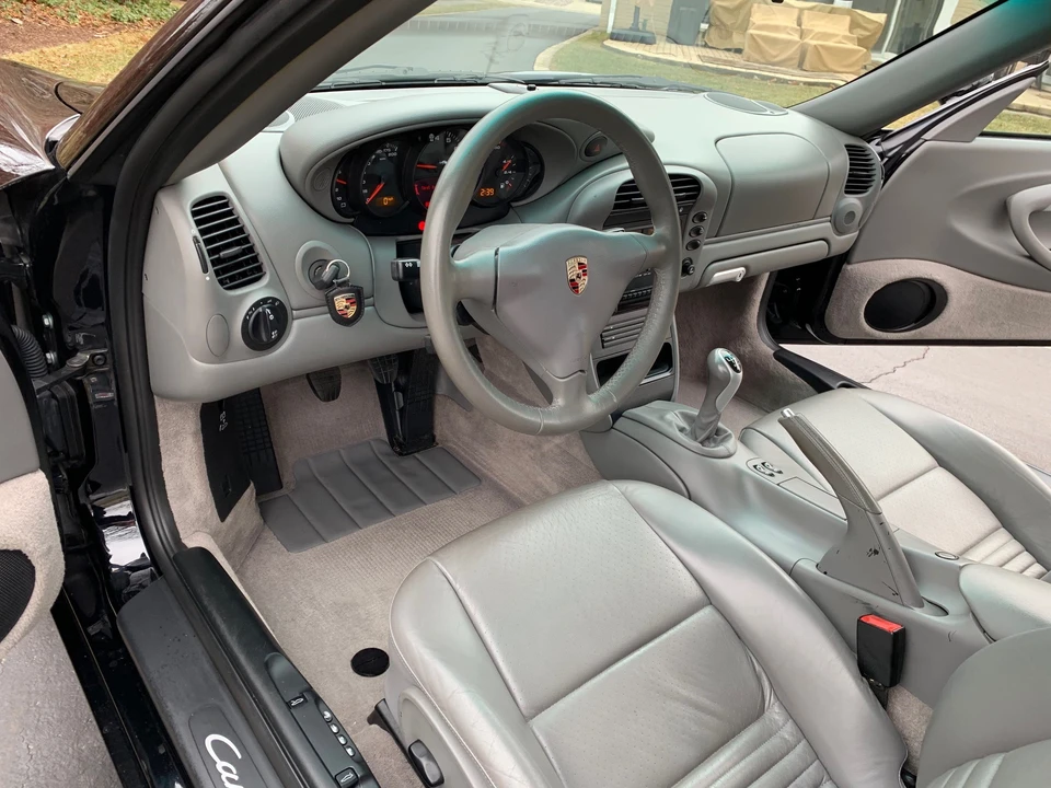 2002 Porsche 996 Carrera - Image 30 of 31
