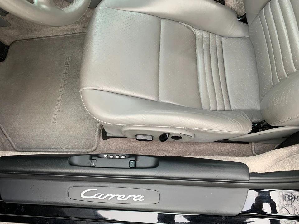 2002 Porsche 996 Carrera - Image 31 of 31