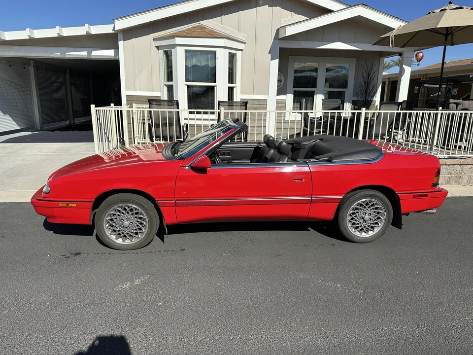 1994 Chrysler LeBaron - Image 6 of 31