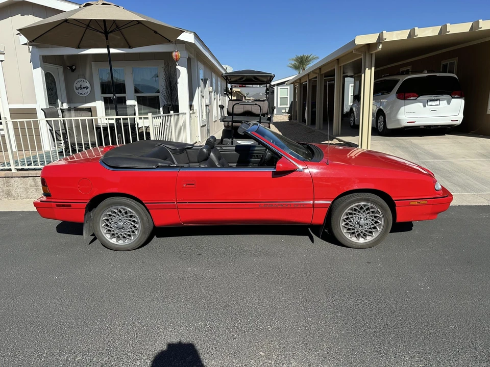 1994 Chrysler LeBaron - Image 12 of 31