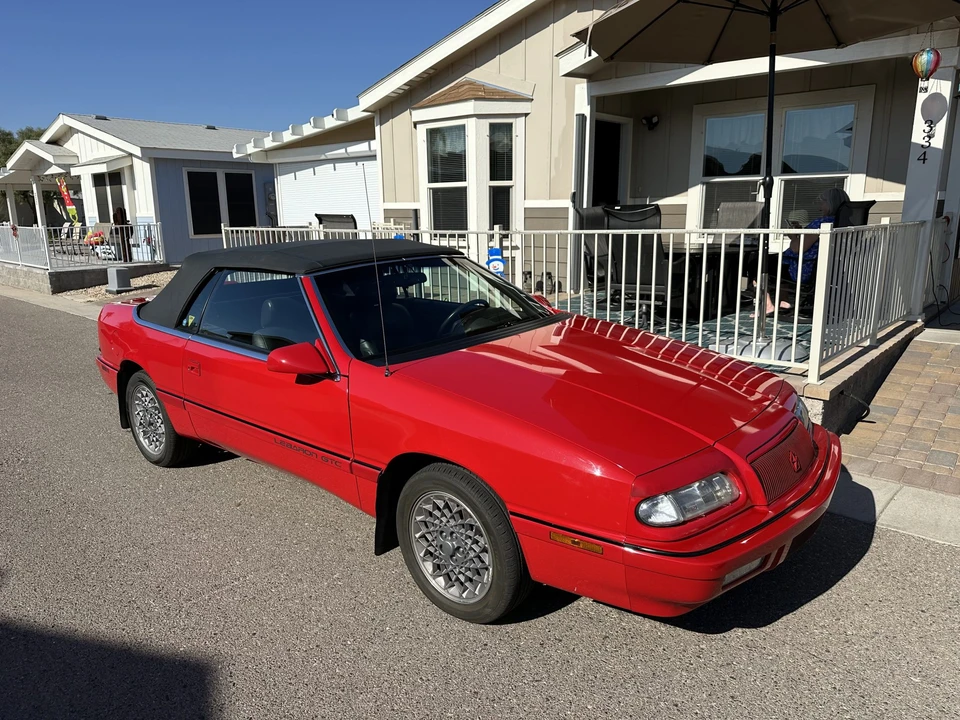 1994 Chrysler LeBaron - Image 13 of 31