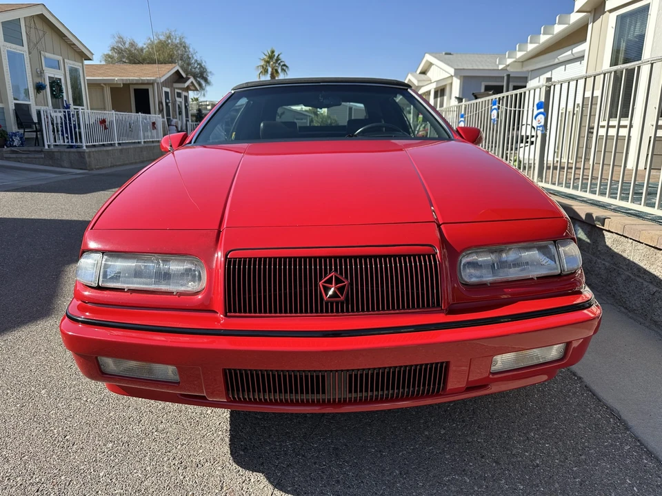 1994 Chrysler LeBaron - Image 17 of 31
