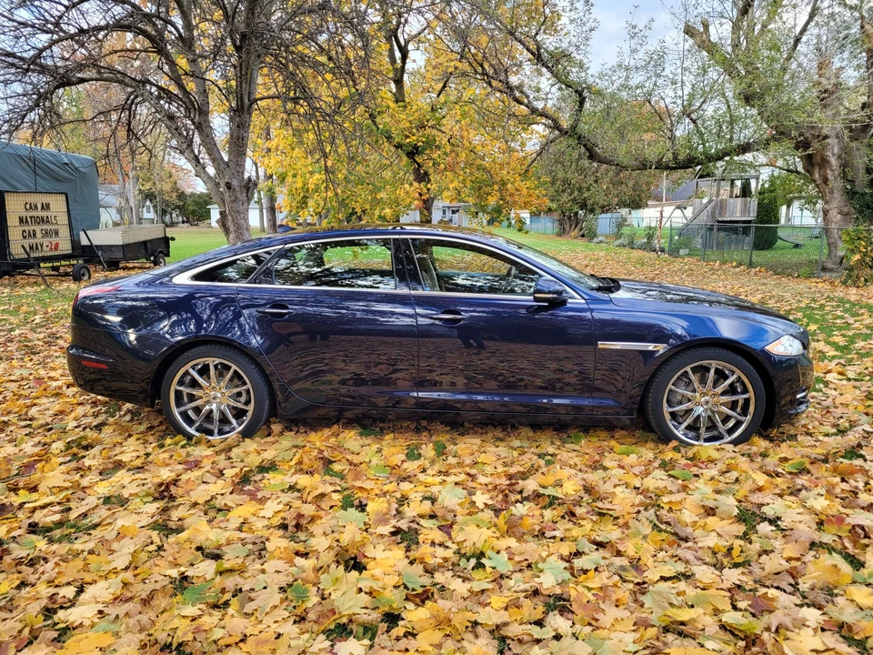 2015 Jaguar X351 XJ - Image 14 of 31