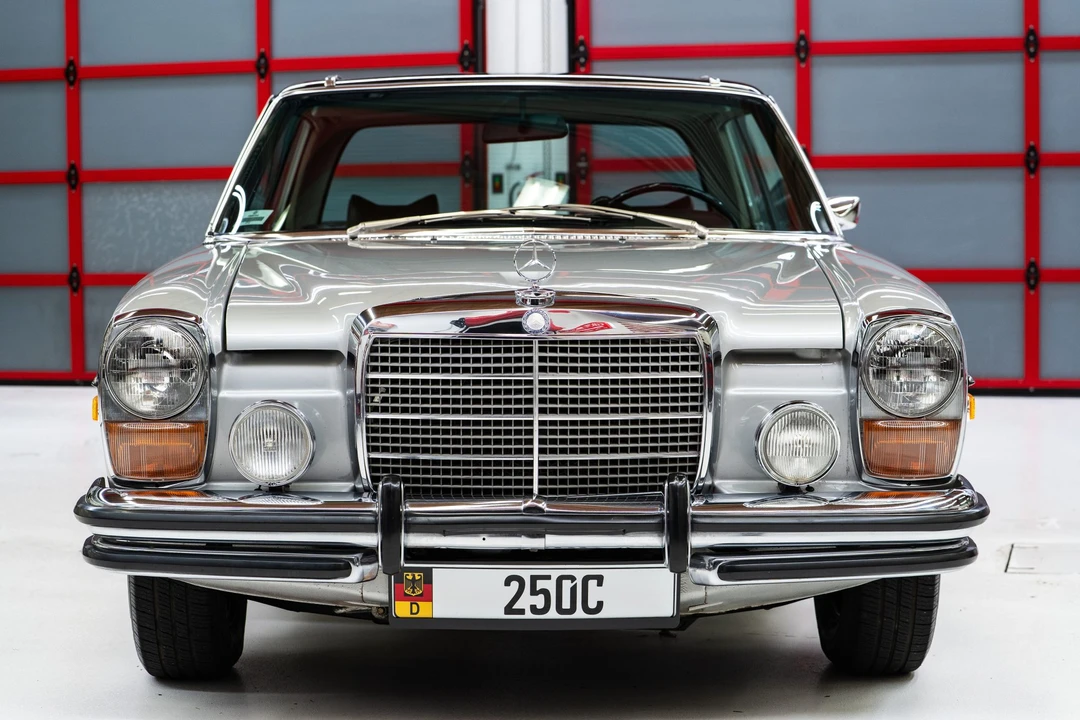 1972 Mercedes-Benz W114 & W115 - Image 4 of 31
