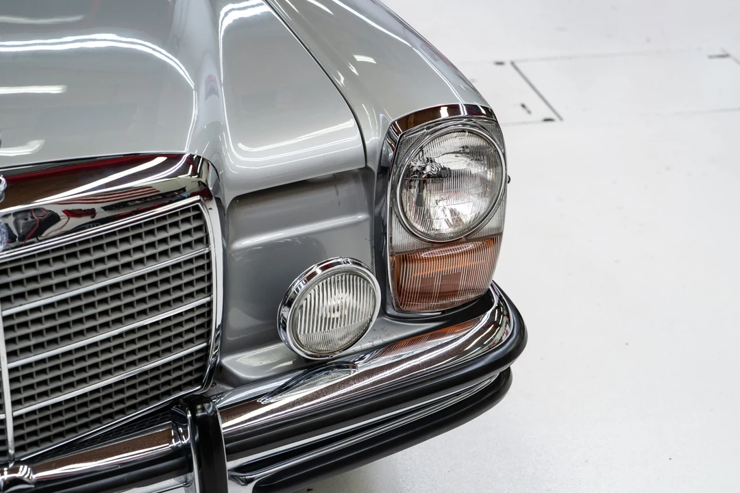 1972 Mercedes-Benz W114 & W115 - Image 27 of 31