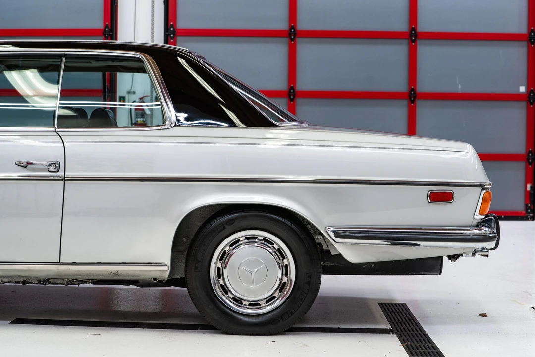 1972 Mercedes-Benz W114 & W115 - Image 21 of 31