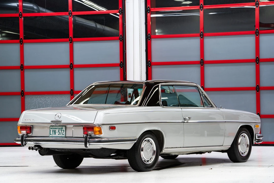 1972 Mercedes-Benz W114 & W115 - Image 7 of 31