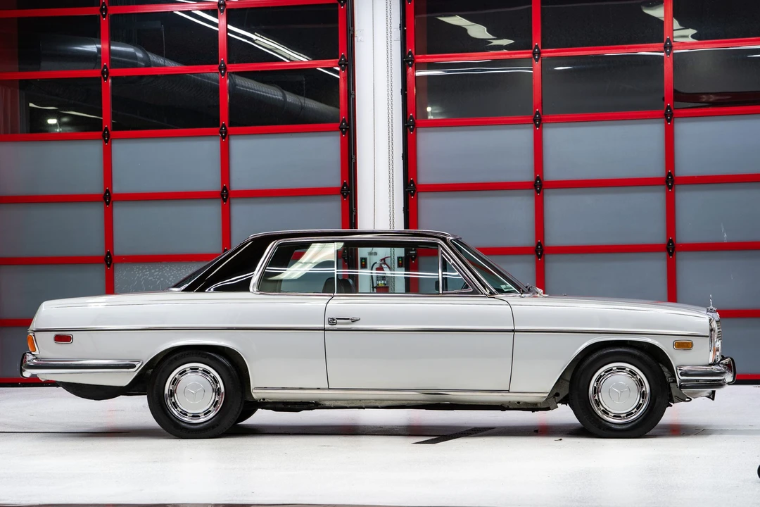 1972 Mercedes-Benz W114 & W115 - Image 6 of 31