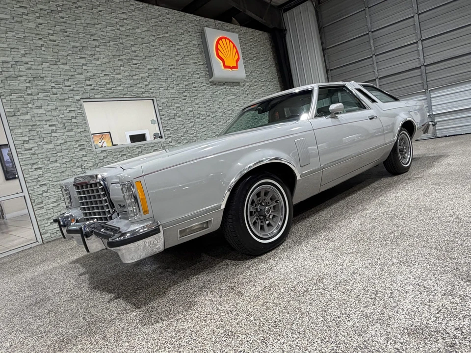 1977 Ford Thunderbird 7th Gen - Image 31 of 31