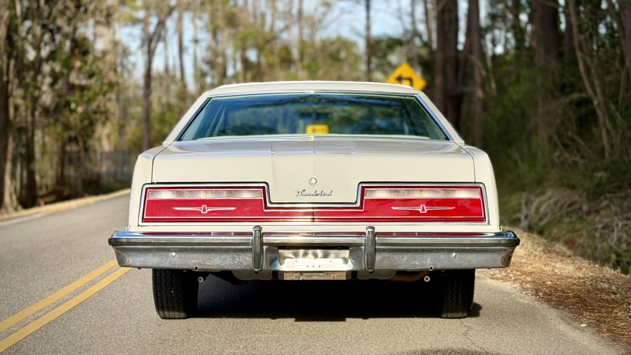 1977 Ford Thunderbird 7th Gen - Image 14 of 31