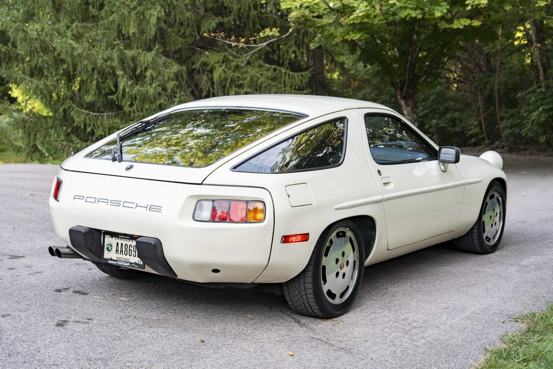 1981 Porsche 928 - Image 13 of 31