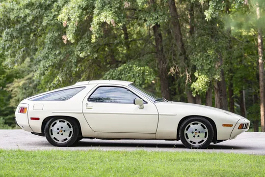 1981 Porsche 928 - Image 4 of 31