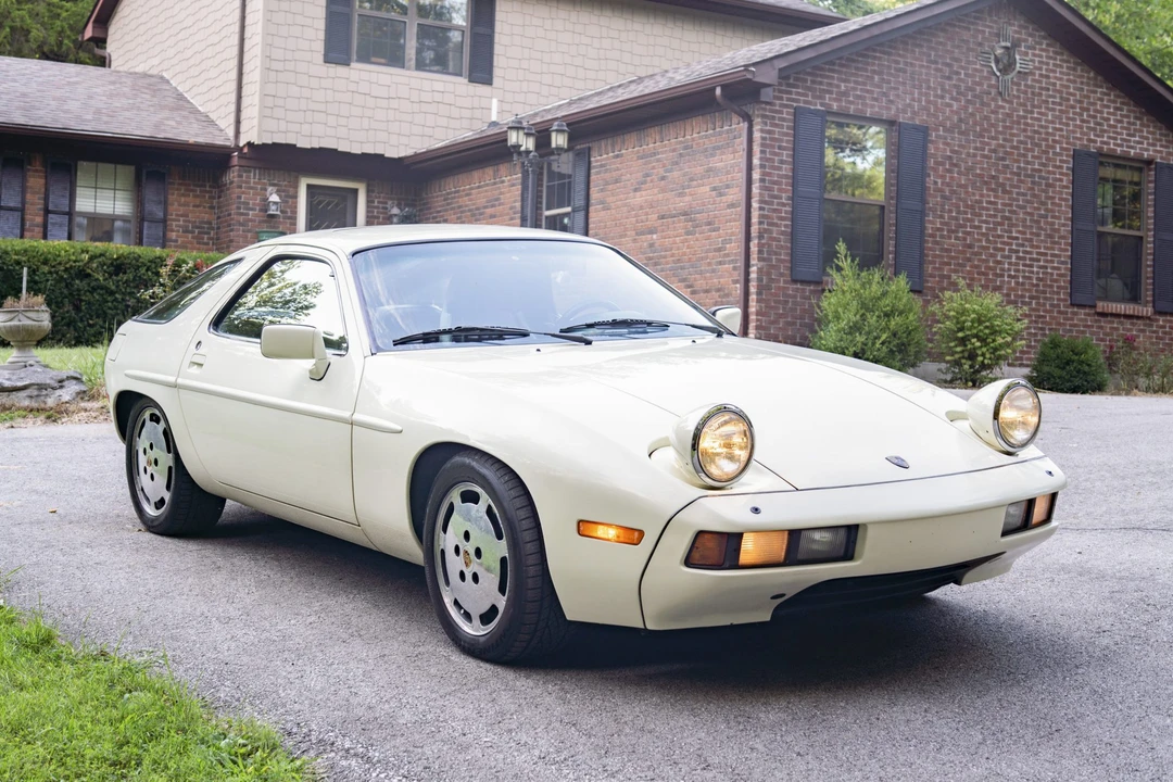1981 Porsche 928 - Image 11 of 31
