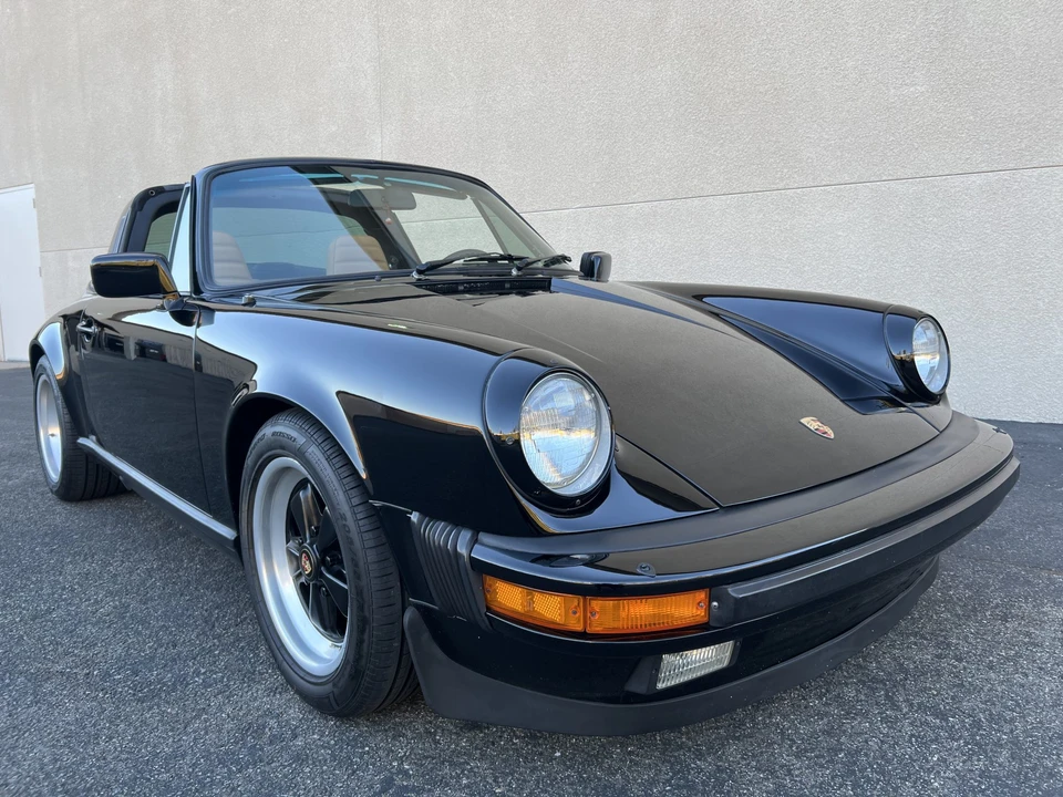 1984 Porsche 911 Carrera 3.2 - Image 29 of 31