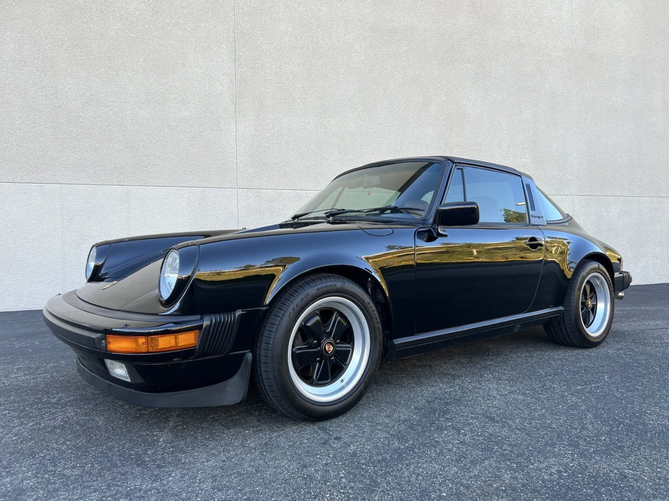 1984 Porsche 911 Carrera 3.2 - Image 9 of 31