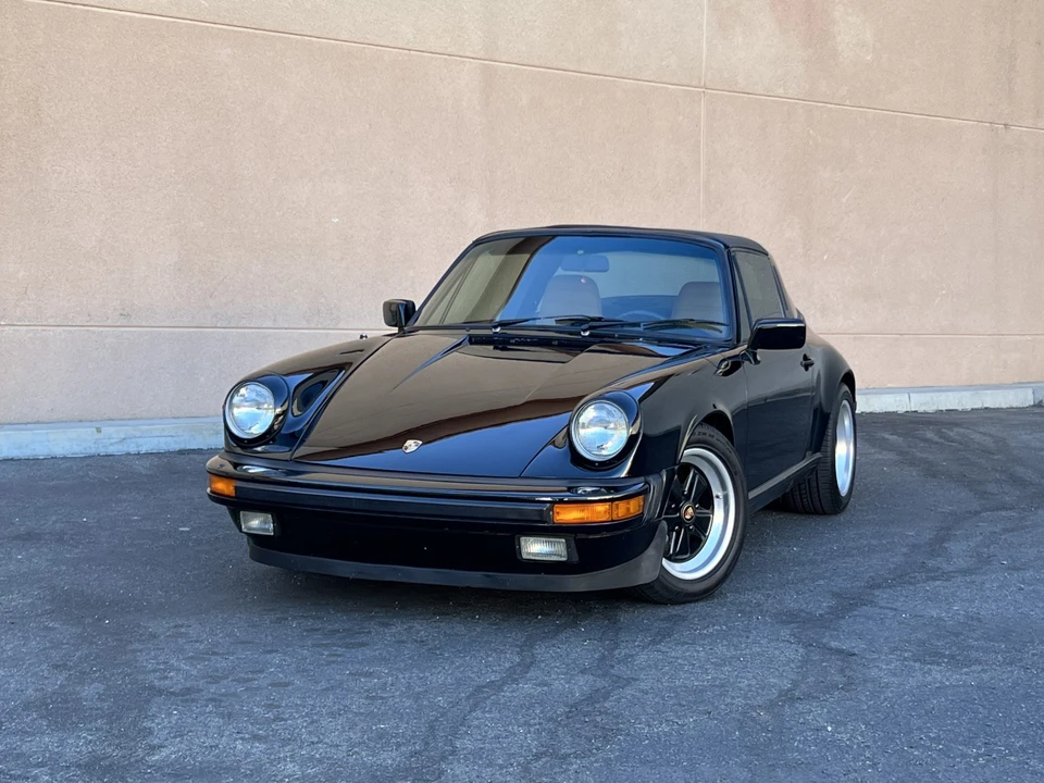 1984 Porsche 911 Carrera 3.2 - Image 2 of 31