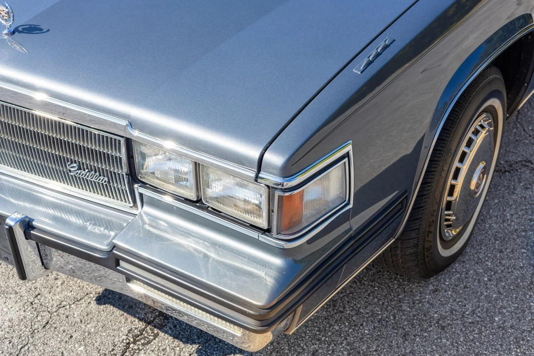 1985 Cadillac DeVille 6th Gen - Image 11 of 31