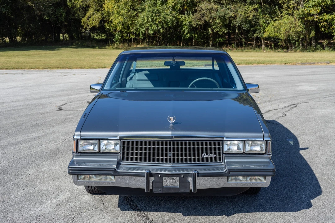 1985 Cadillac DeVille 6th Gen - Image 3 of 31