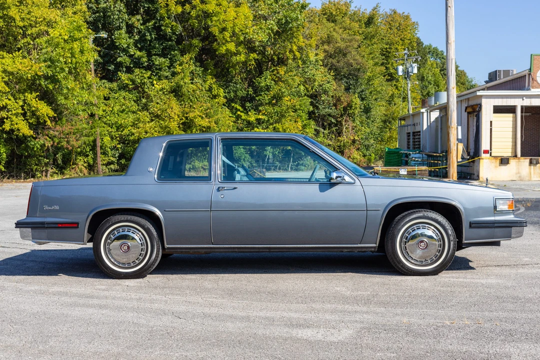 1985 Cadillac DeVille 6th Gen - Image 5 of 31