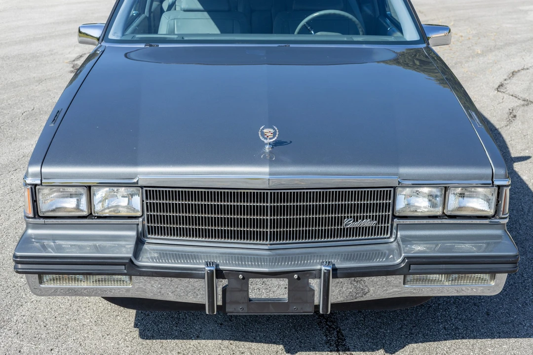 1985 Cadillac DeVille 6th Gen - Image 16 of 31