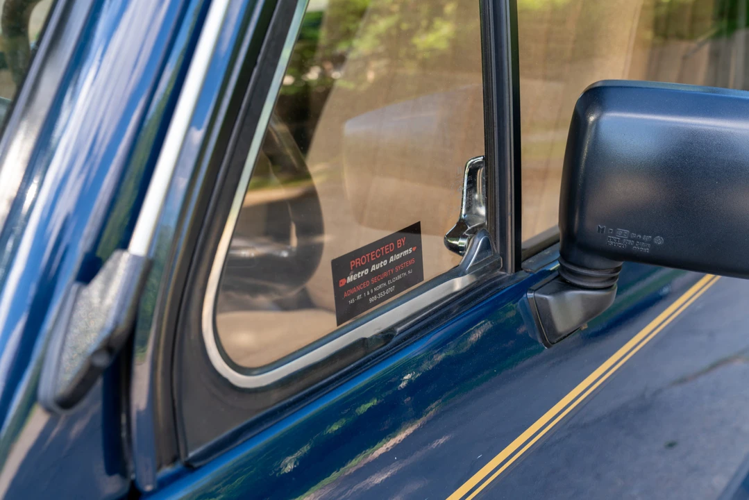 1986 Isuzu Trooper - Image 20 of 31