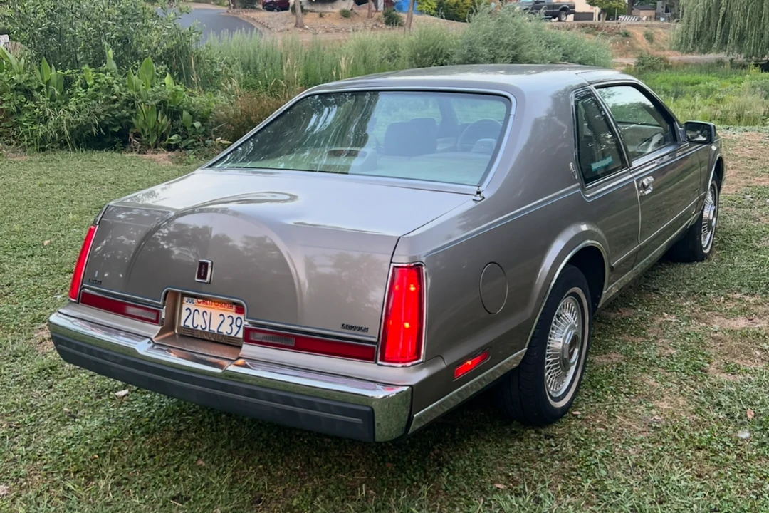 1986 Lincoln Continental Mark VII - Image 3 of 7