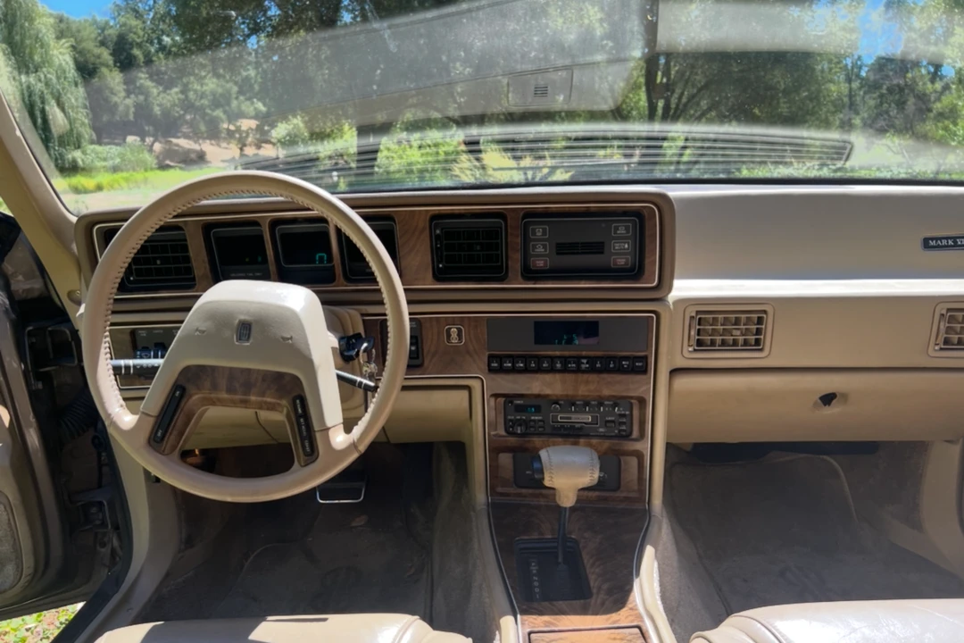 1986 Lincoln Continental Mark VII - Image 5 of 7
