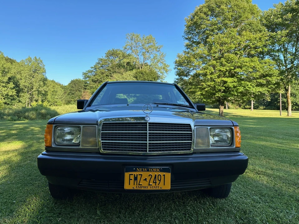 1986 Mercedes-Benz 190E - Image 4 of 31