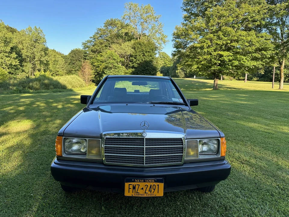 1986 Mercedes-Benz 190E - Image 3 of 31