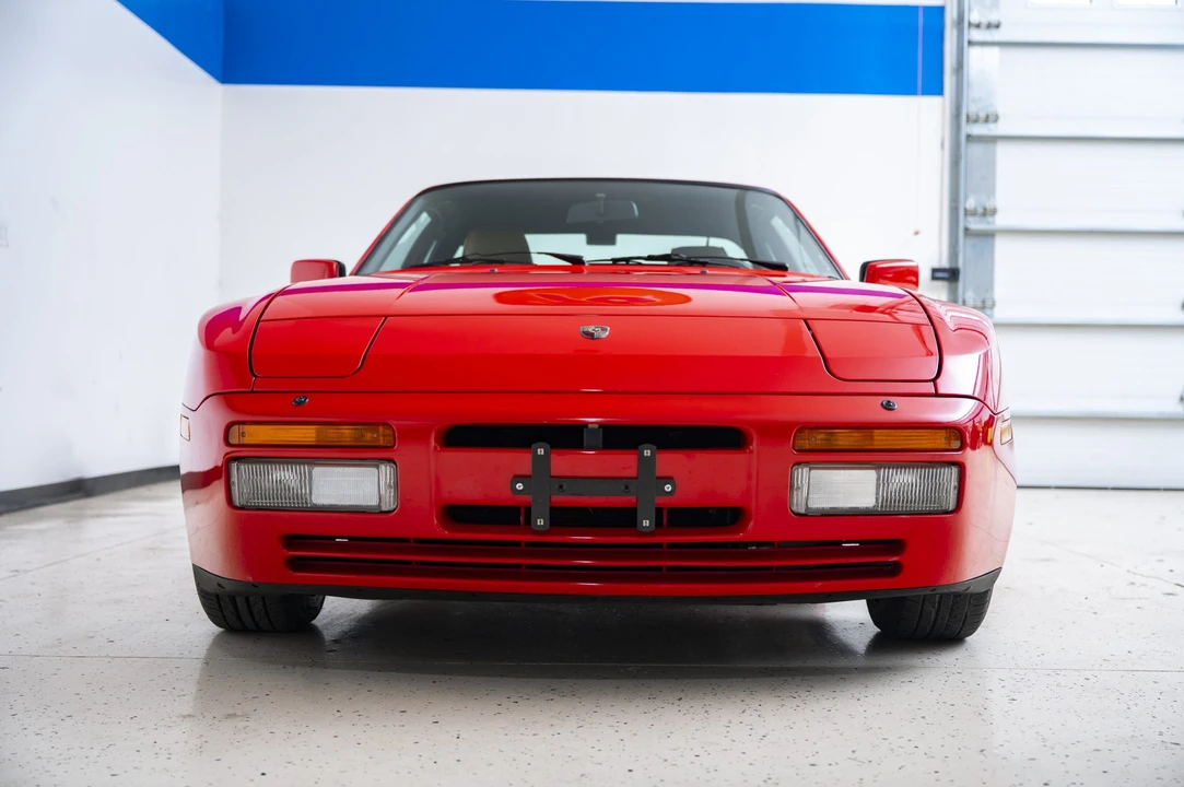 1986 Porsche 944 Turbo - Image 14 of 31