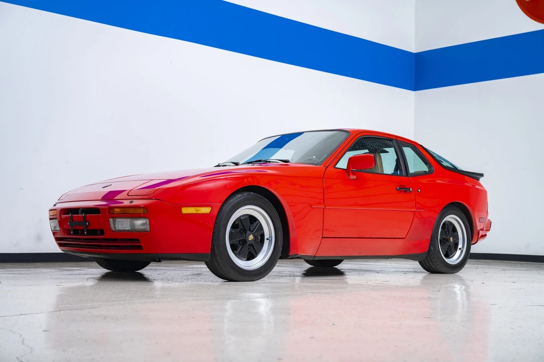 1986 Porsche 944 Turbo - Image 2 of 31