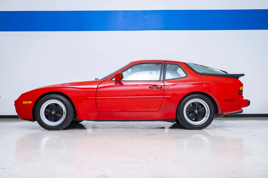 1986 Porsche 944 Turbo - Image 4 of 31