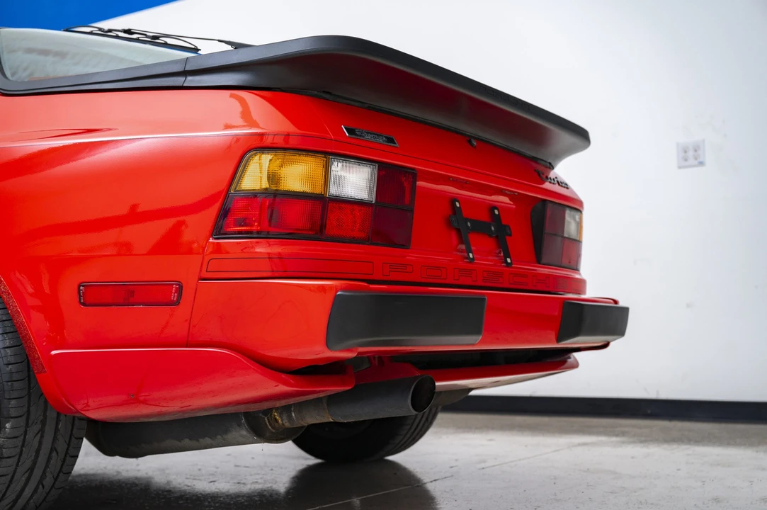 1986 Porsche 944 Turbo - Image 28 of 31