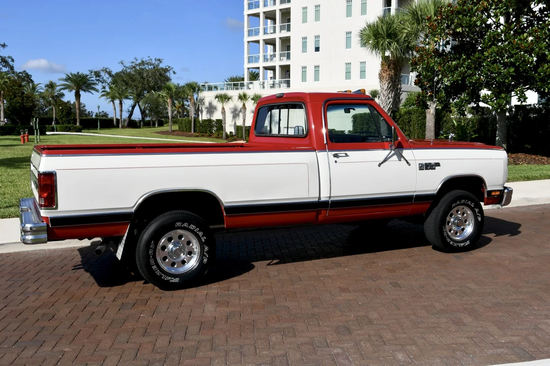 1987 Dodge Ram 1st Gen - Image 24 of 31