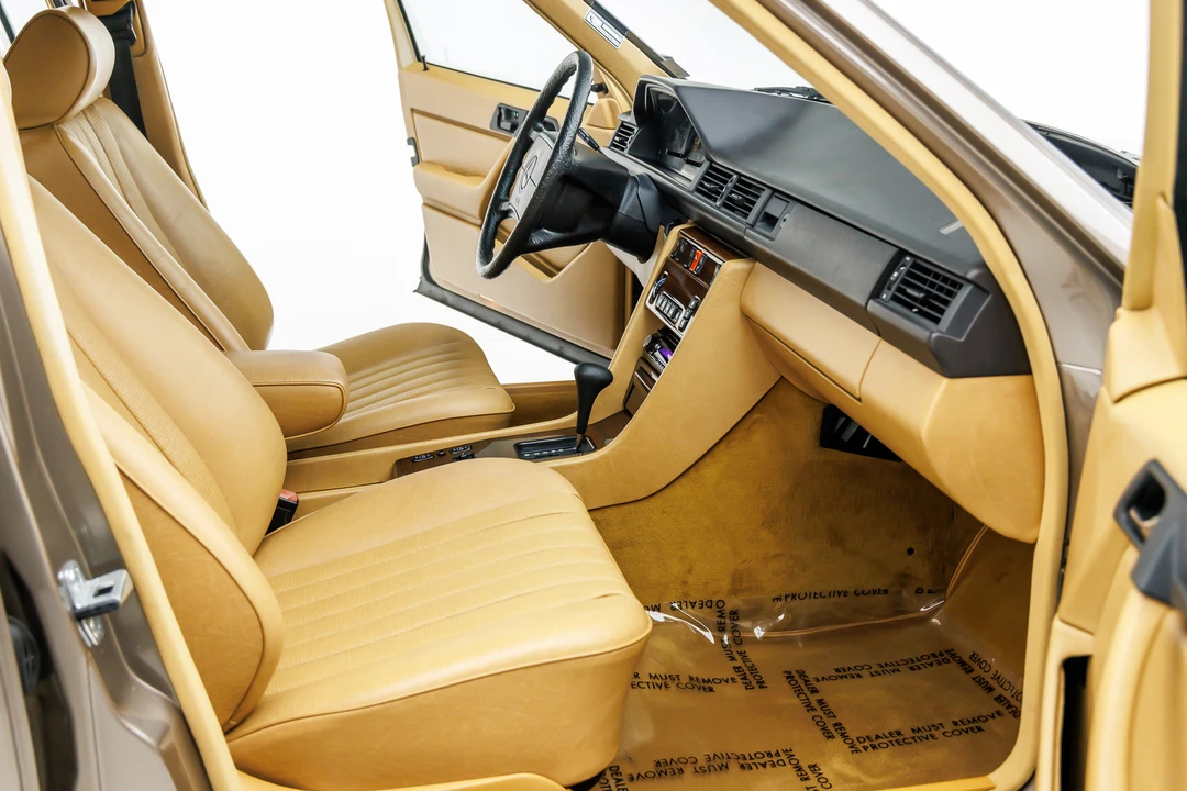 1987 Mercedes-Benz W124 E-Class - Image 26 of 31