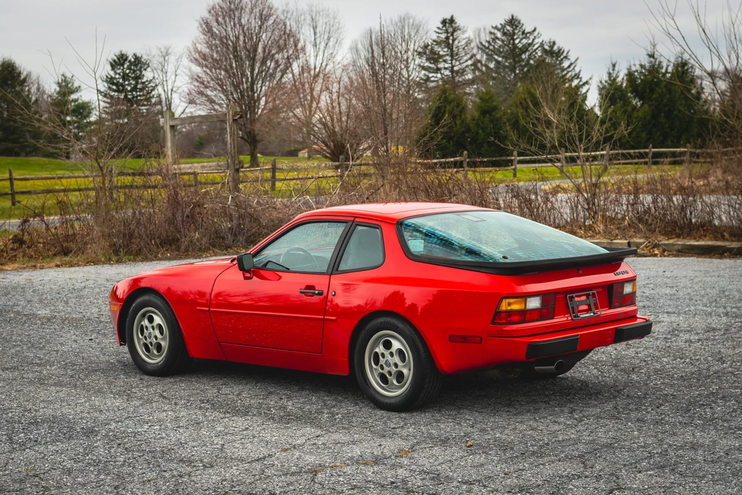 1987 Porsche 944 - Image 25 of 31