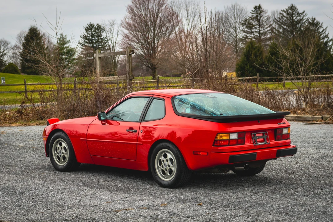 1987 Porsche 944 - Image 28 of 31