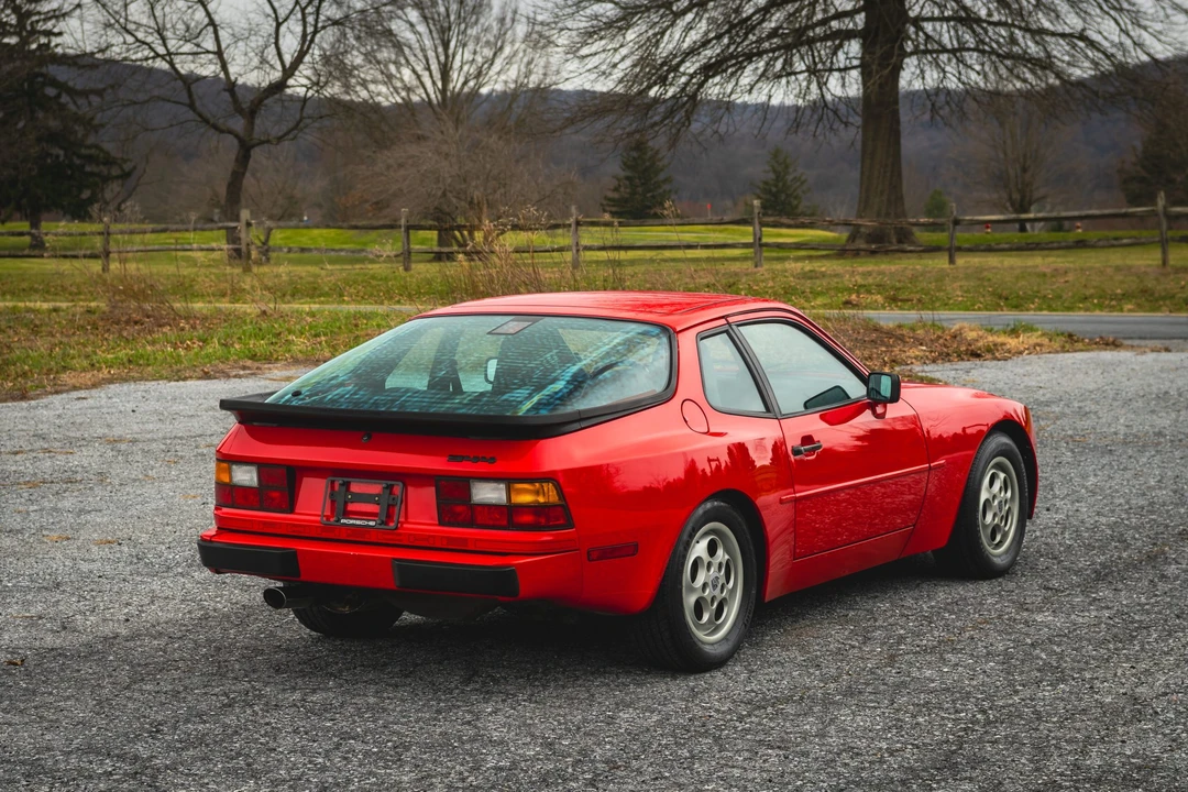 1987 Porsche 944 - Image 18 of 31