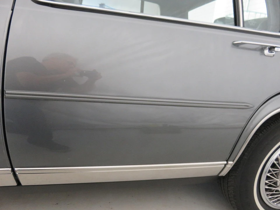 1988 Cadillac DeVille 6th Gen - Image 23 of 31