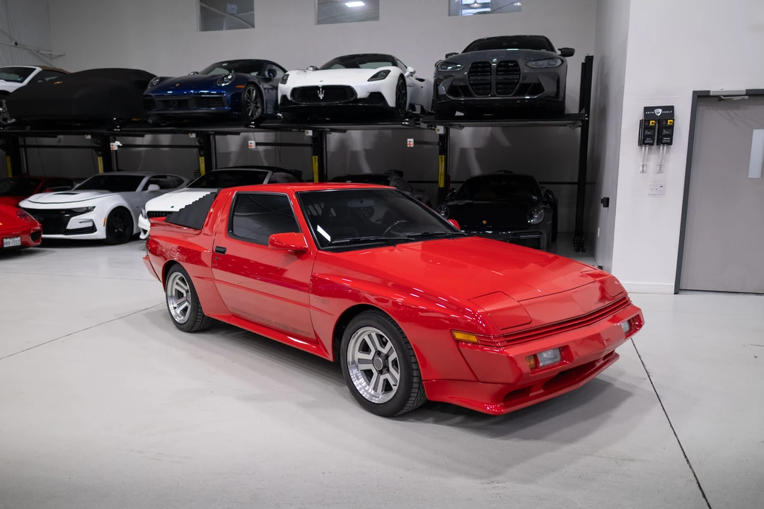 1988 Chrysler Conquest - Image 13 of 31