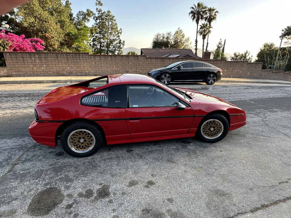 1988 Pontiac Fiero GT - Image 12 of 31