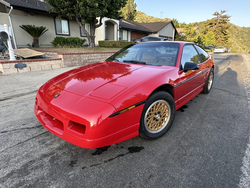 1988 Pontiac Fiero GT - Image 4 of 31